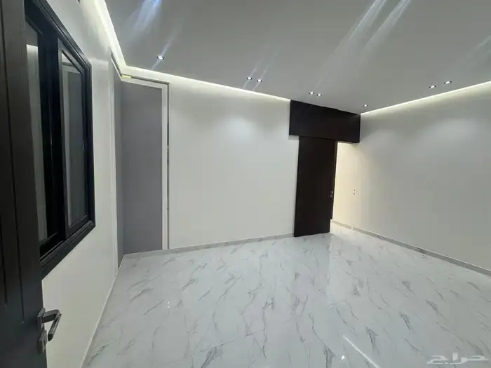 للبيع ادوار و شقق 34