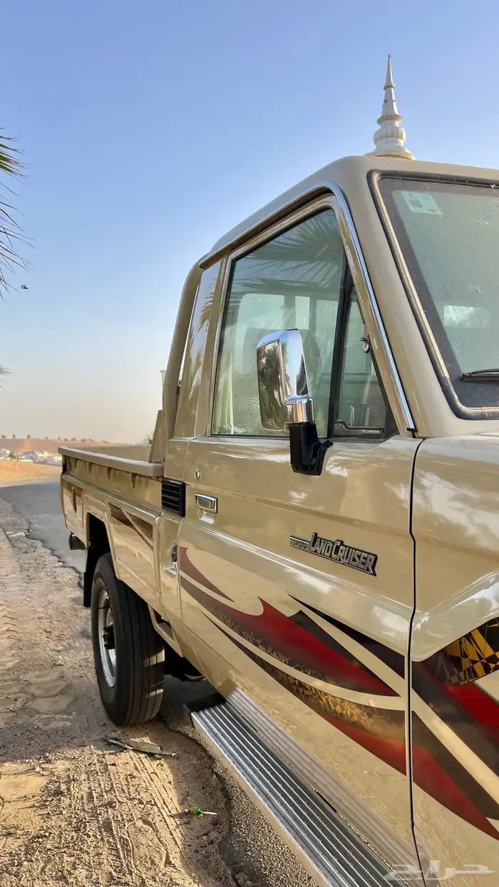 (تم البيع )شبه مخزن 25