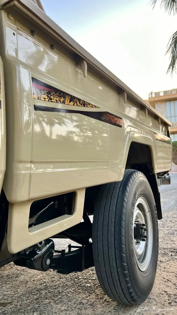 (تم البيع )شبه مخزن 10