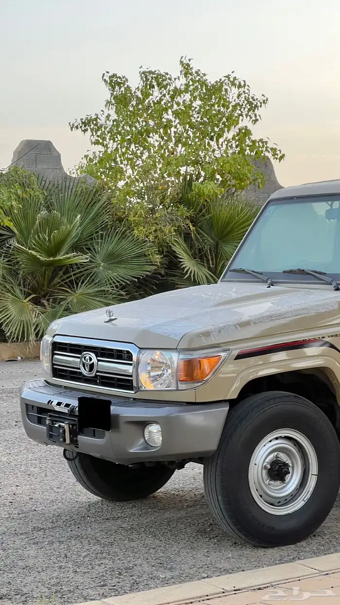 (تم البيع )شبه مخزن 7