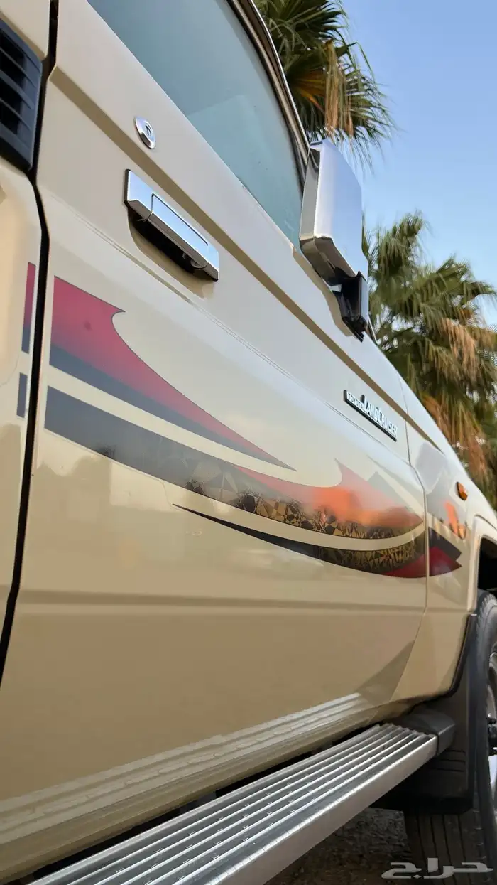 (تم البيع )شبه مخزن 17