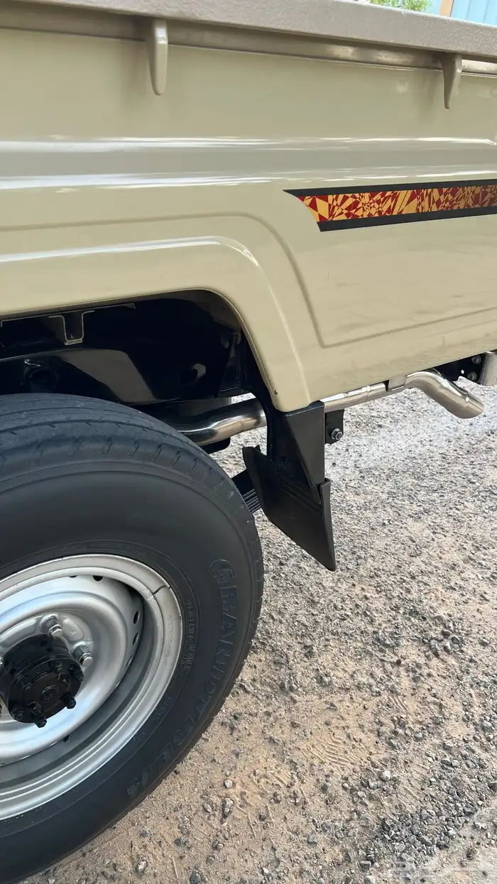 (تم البيع )شبه مخزن 20