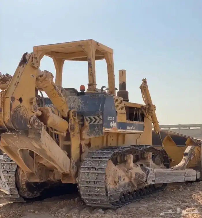 بلدوزر كوماتسو 155 للايجار 0