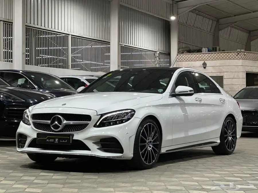 مرسيدس C200 موديل 2019 2