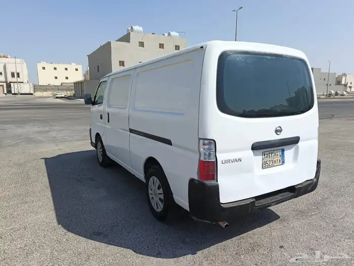 باص ديزل 2010 للإيجار 0