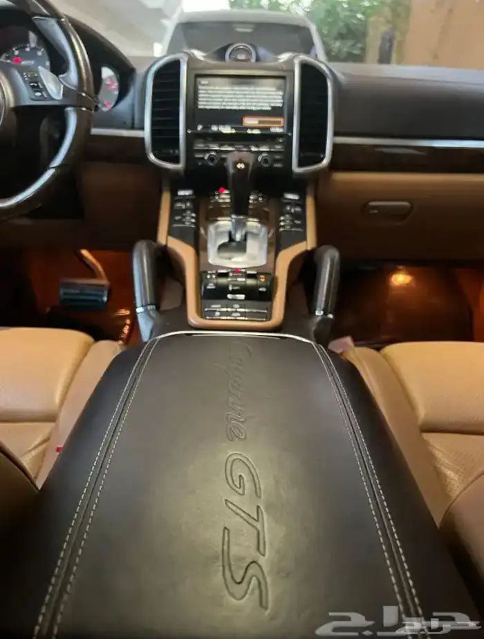 Porsche cayenne GTS 2014 8