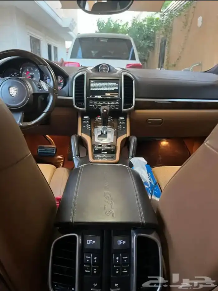 Porsche cayenne GTS 2014 7