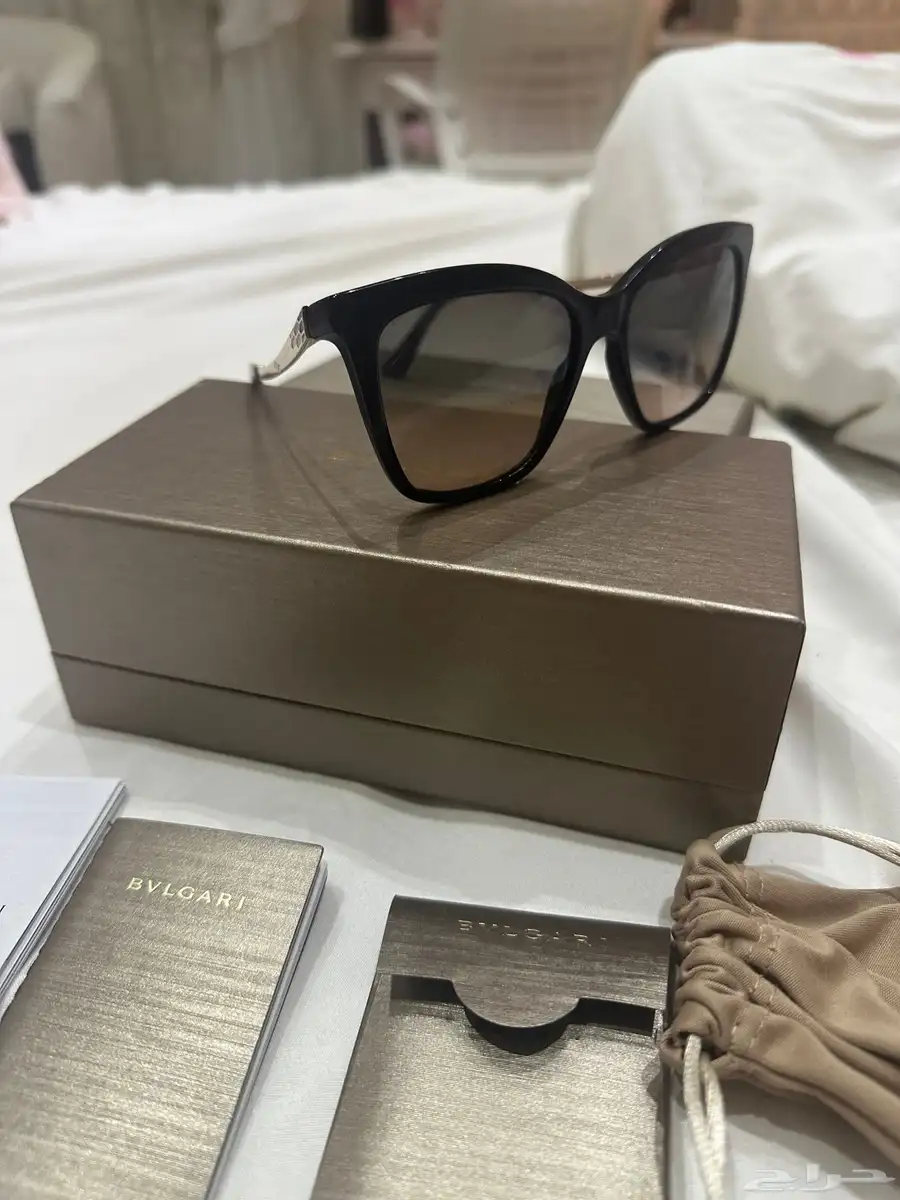 نظارة  BVLGARI بولغري أصلية مع كامل ملحقاتها 1