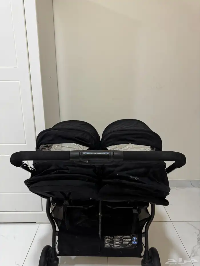 عربية أطفال توأم 2