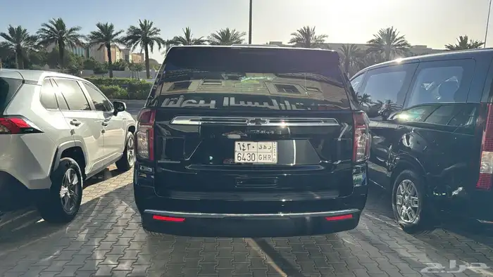 تاجير سيارات تاهو و ستاريا مع 500 كيلو مجانا  في اليوم 3