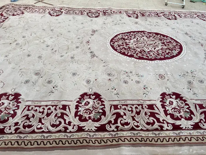 سجادة فاخرة نظيف للبيع 0