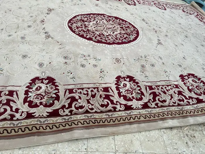 سجادة فاخرة نظيف للبيع 2