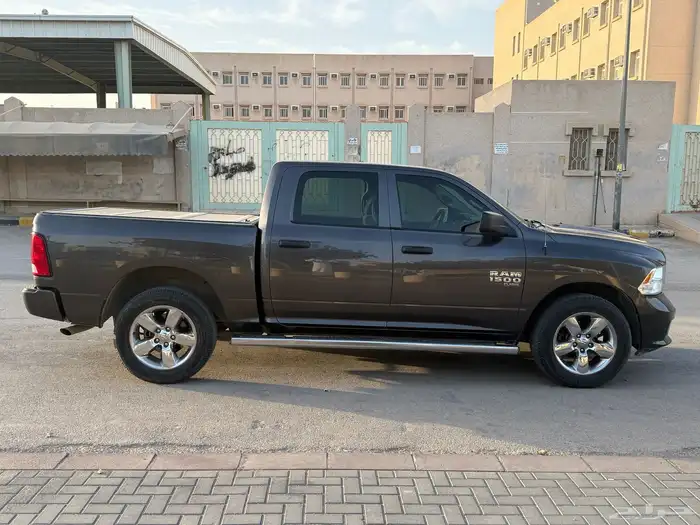 دودج رام 2019 كلاسيك 4