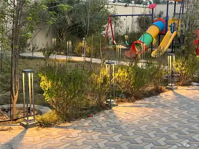 للبيع اعمده اناره للمنتجعات عدد 100 حبه 3