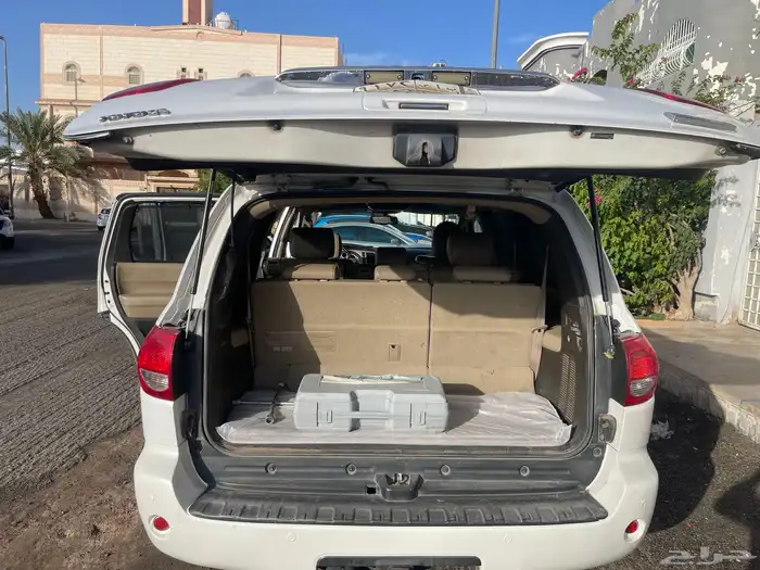 سكويا موديل 2009 المشىى375k 4