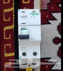 قواطع كهرباء 2