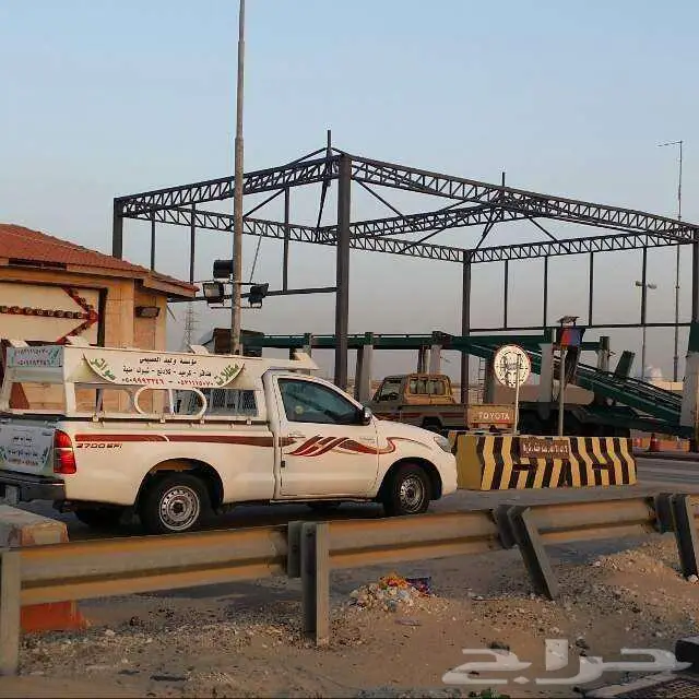 تركيب مظلات وسواتر برجولات هناجر خيام ملكي سندويتش بنل 4
