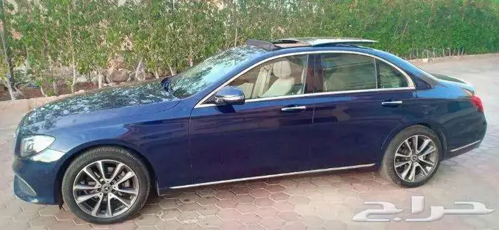 لمحبى الرفاهية والتميز مع استقبال مجانى من الطائرة 61