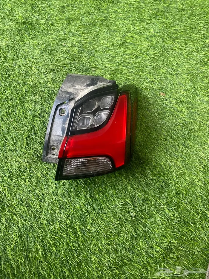 اصطب يمين ميتسوبيشي ASX 1