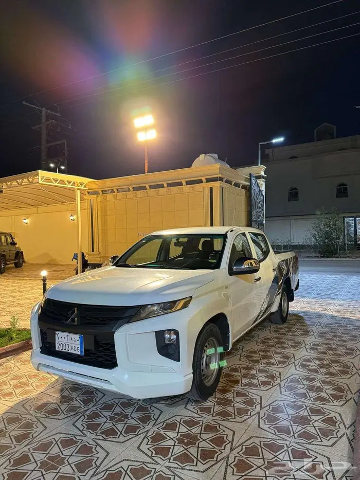 متسوبيشى بكب غمارتين 8