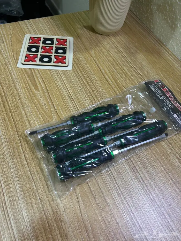 اجهزه كهربائيه عدد يدويه 25