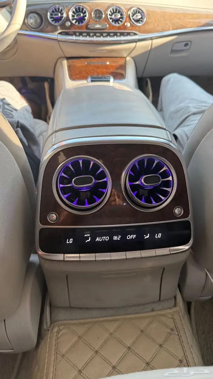 تم البيع تم البيع Mercedes-Benz 9