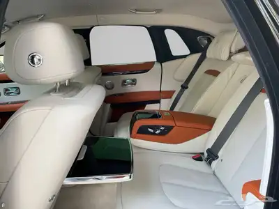 رولز رويس قوست Rolls Royce Ghost Amber roads edition جديد 11