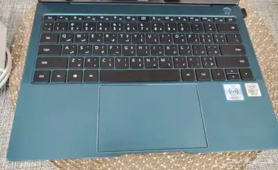 للبيع لابتوب 4