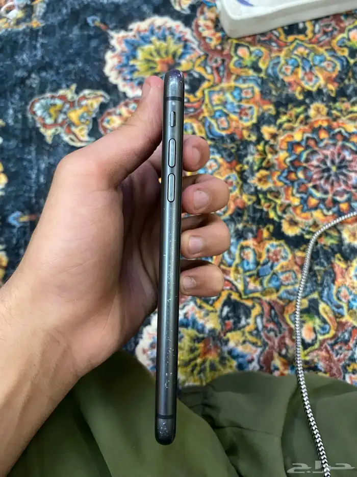 آيفون 11 6