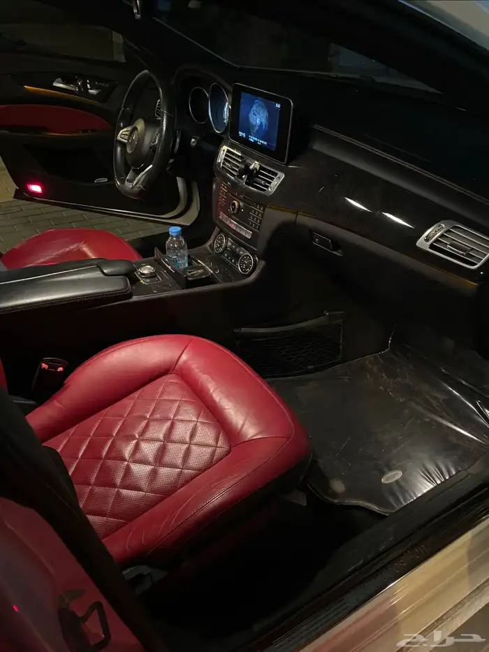 مرسيدس CLS 2015 amg ابيض داخل احمر 7