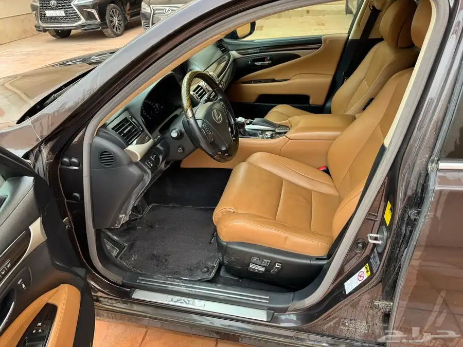 لكزس 2014 LS460L 6