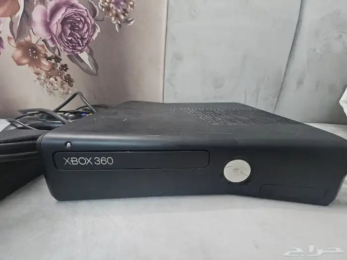 Xbox 360 للبيع مستخدم نضيف 3