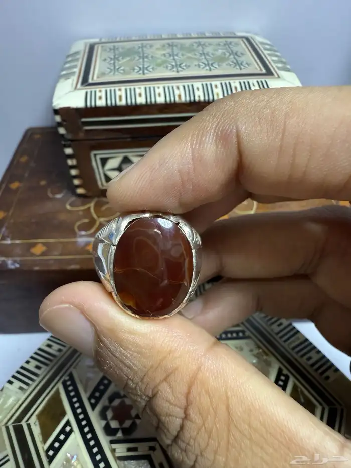خاتم عقيق كرزي مزعفر 1
