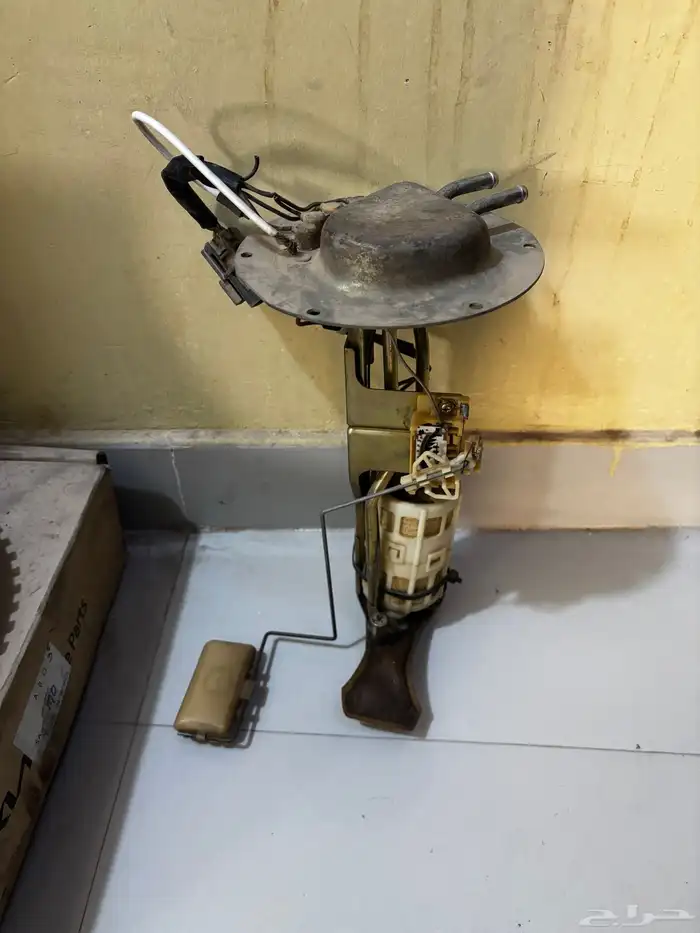 قطع نيسان قديم 0