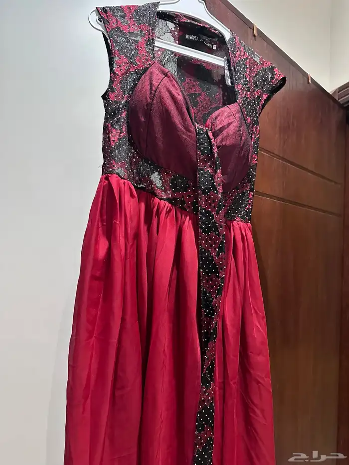 فساتين للبيع والاجار 2