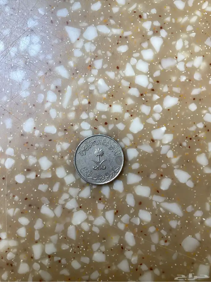 عمله أثريه 1