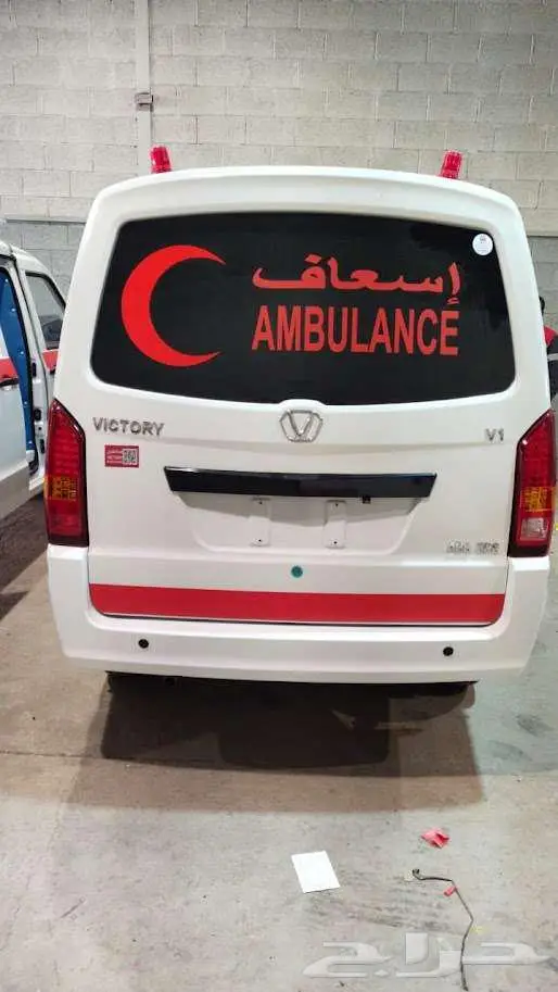 مختصون في تجهيز سيارات الاسعاف 4