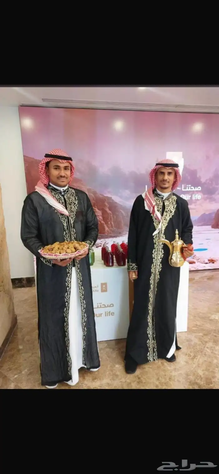 قهوجي وصبابين قهوة قهوه صباب صبابين صب قهوة قهوجين ضيافة 38