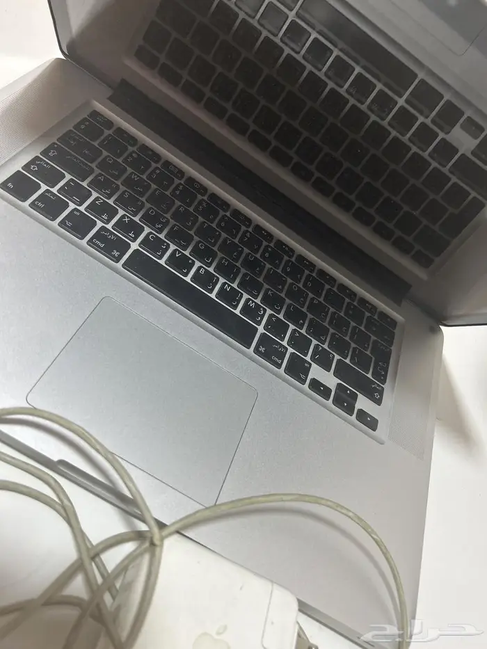 للبيع المستعجل لاب توب ابل 2010 ب 1200 2