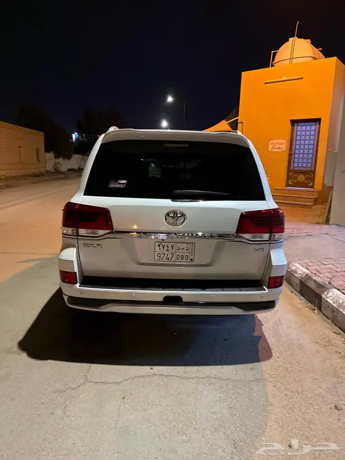لاندكروزر 2018 5