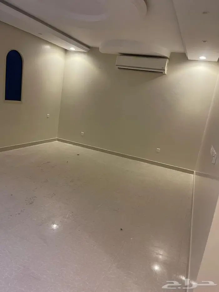 فلة للإيجار السنوي بحي طويق مساحة 375 12
