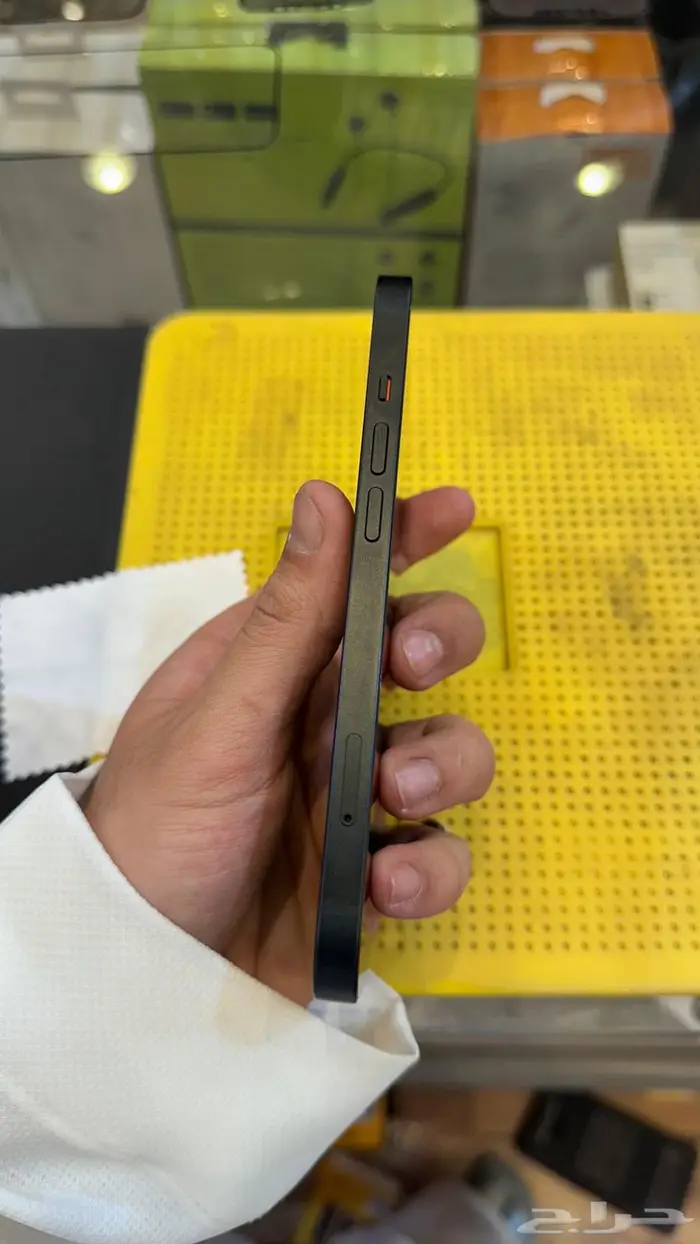 ايفون 13 جديد توه ثاني يوم استعمله 2