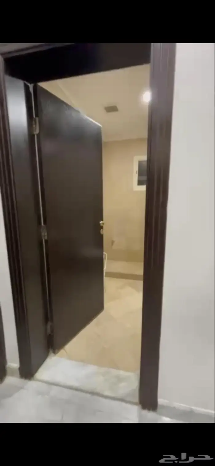 للبيع فيلا روف 2