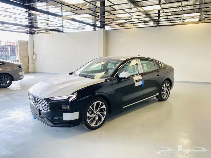 فورد توروس تيتانيوم 2.0 بنزين موديل 2025 0