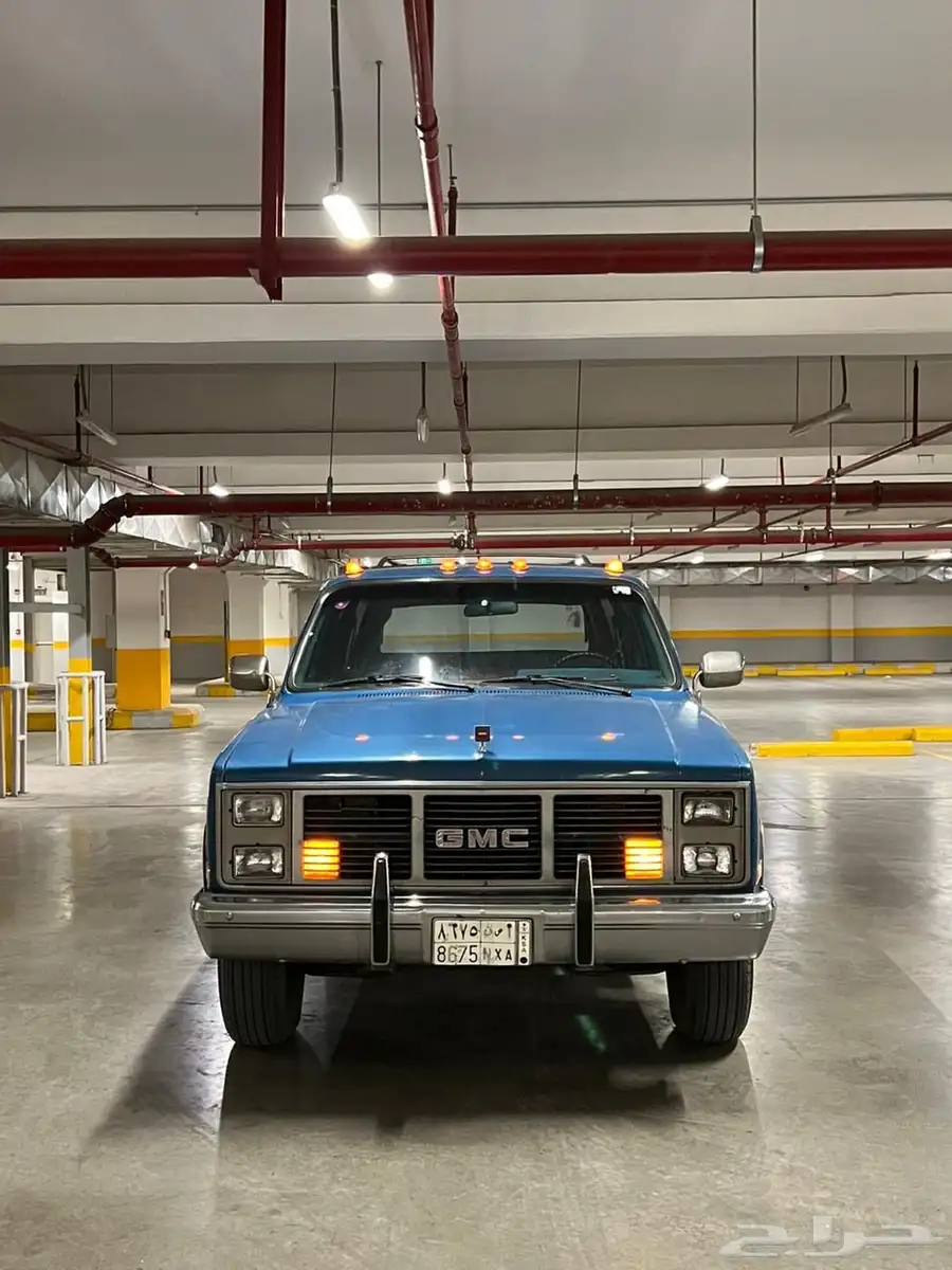 جمس سوبربان GMC كلاسيك 1988 لون مميز 3