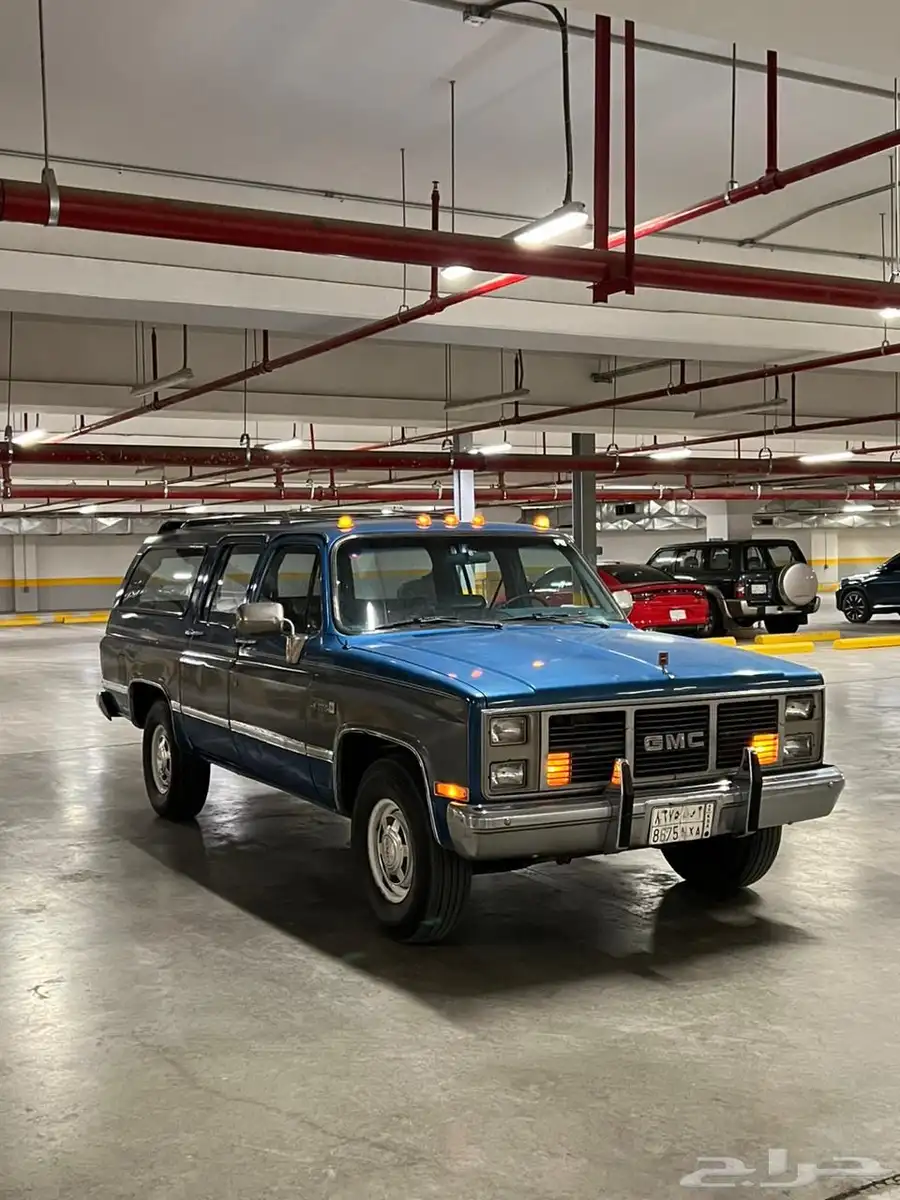 جمس سوبربان GMC كلاسيك 1988 لون مميز 0