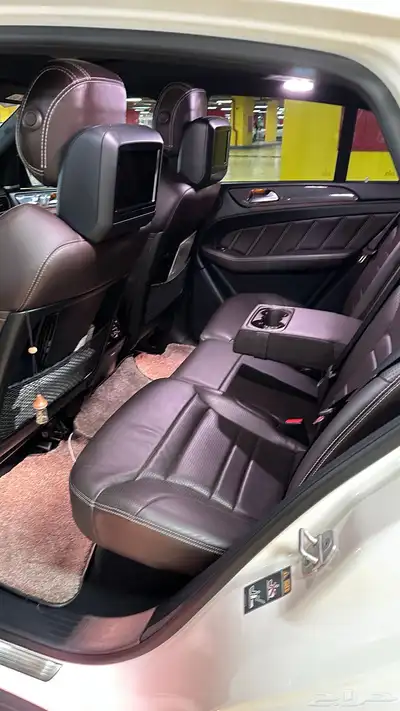 مرسيدس كوب GLE63s (نظيف للمستخدم ) 12