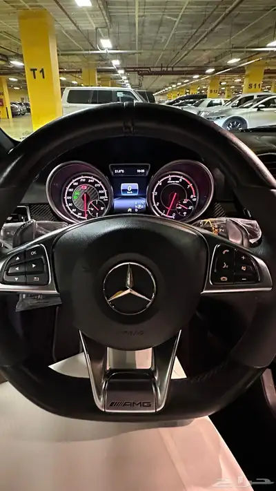 مرسيدس كوب GLE63s (نظيف للمستخدم ) 25