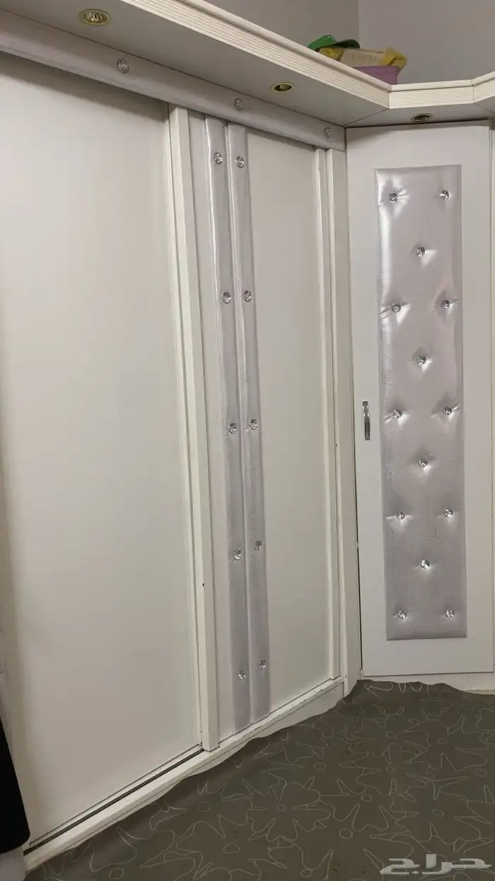 غرفة نوم ابيض 2