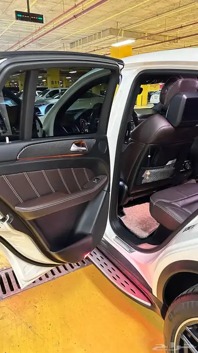 مرسيدس كوب GLE63s (نظيف للمستخدم ) 13